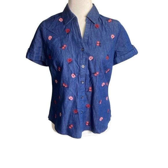 Karen Scott Women Short Sleeve Button Up Embroidered Chambray Denim Top Sz PS - Picture 7 of 7